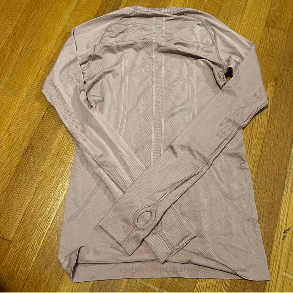 Lululemon swiftly tech long sleeve in mauve size 6 - Picture 3 of 3